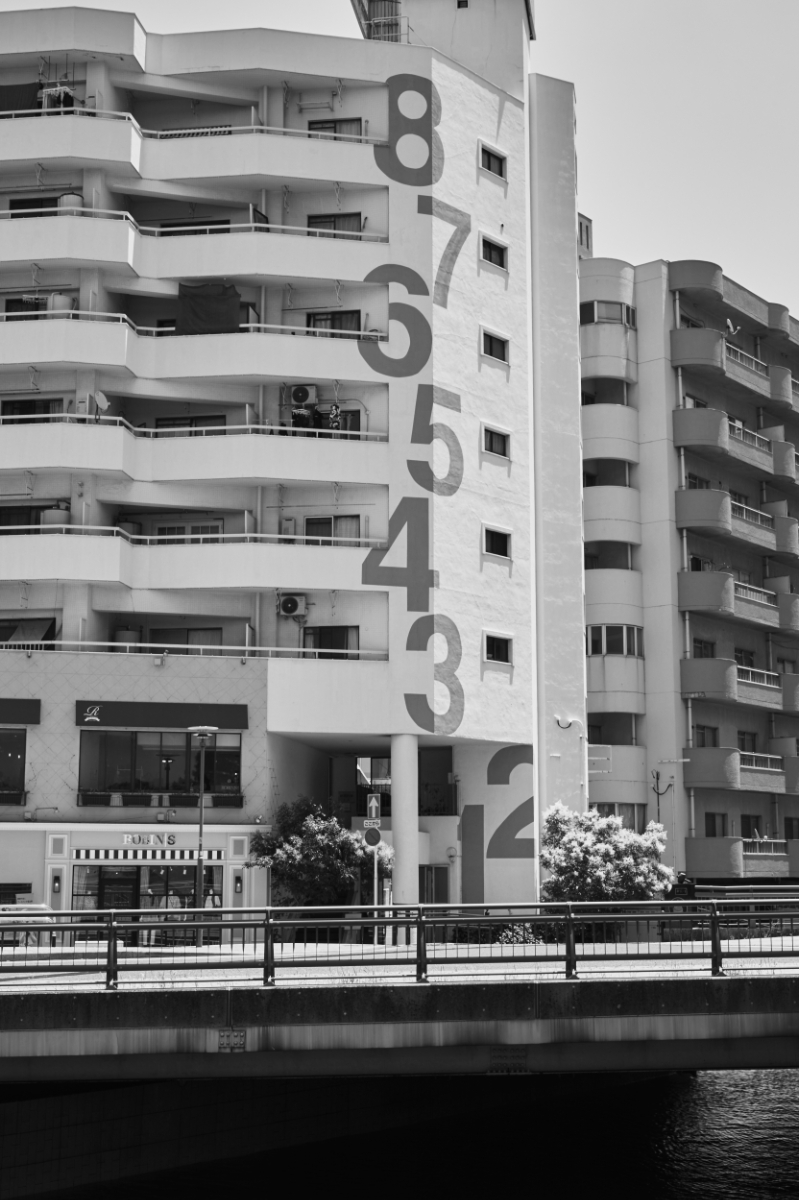 8 floors